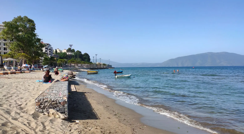Plazhi i Ri, Vlorë, Albania